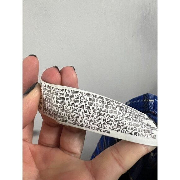 Forever 21 blue/red plaid soft flat front pants. Size small - Picture 8 of 8